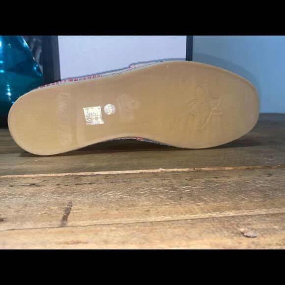 Gucci Logo Canvas Espadrilles - Picture 9 of 11